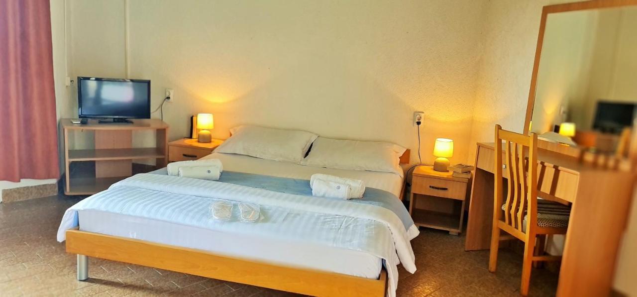 Fkk Ada Bojana Otel Ülgün Dış mekan fotoğraf