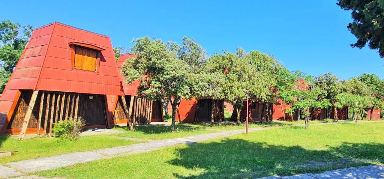 Fkk Ada Bojana Otel Ülgün Dış mekan fotoğraf